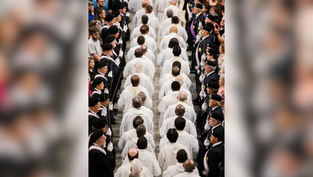 Honrar a nuestros sacerdotes y orar por la unidad