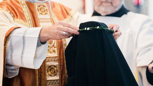 FOTOS: Hermana María-Benedicta profesa sus votos solemnes en la Abadía de Santa Walburga
