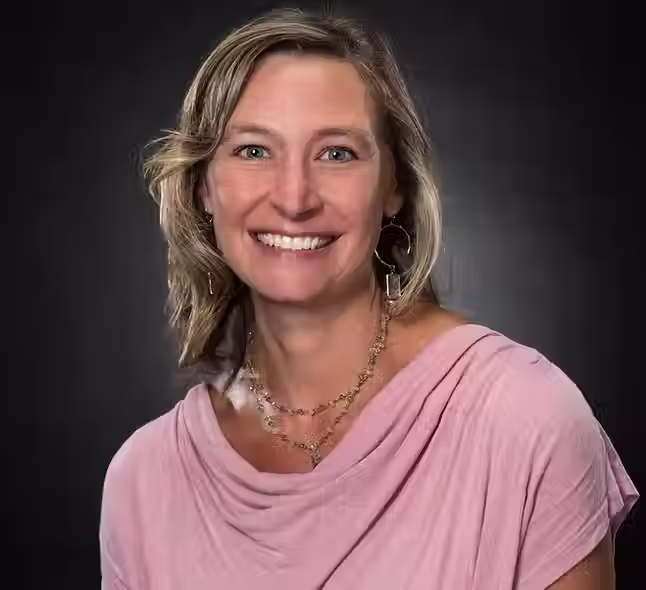 Conocida en la comunidad de la escuela St. Stephen, Christine Godfread está entusiasmada por seguir sirviendo a estudiantes, familias y al personal de manera directa. (Foto proporcionada)
