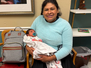 Caridades Católicas de Denver inicia colecta de pañales en octubre para familias necesitadas