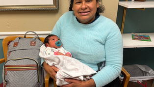 Caridades Católicas de Denver inicia colecta de pañales en octubre para familias necesitadas