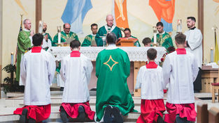 125 años de encuentro con el Señor en la parroquia St. Mary de Littleton
