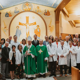 Arzobispo James Golka invita a profesionales de la salud a participar en la misión sanadora de Cristo en la Misa Blanca