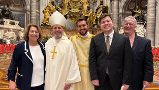 Diácono transitorio más reciente del norte de Colorado es ordenado en la Basílica de San Pedro