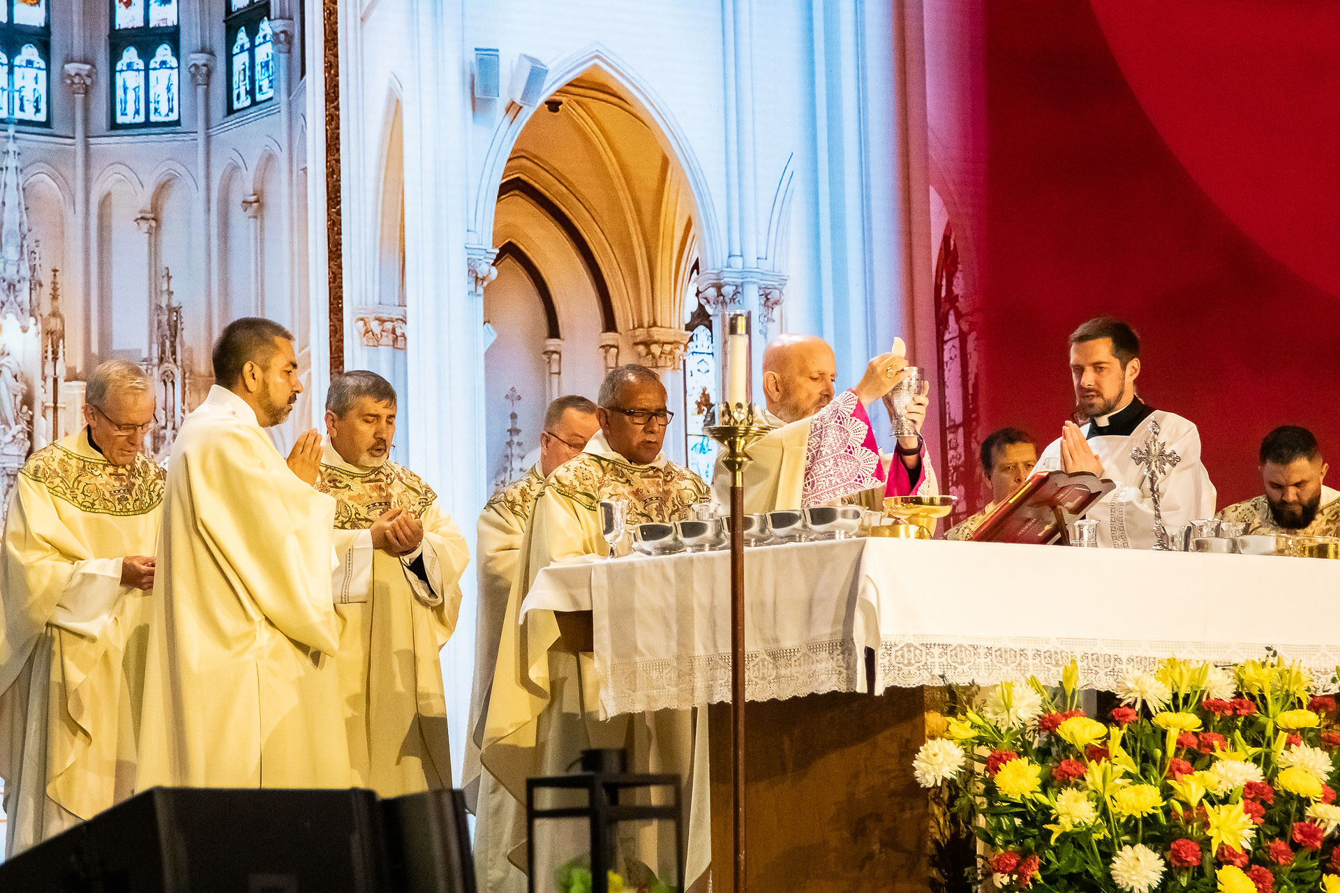 Arzobispo de Denver, Samuel J. Aquila, celebró la santa Misa de la Convención Eucarística Arquidioce