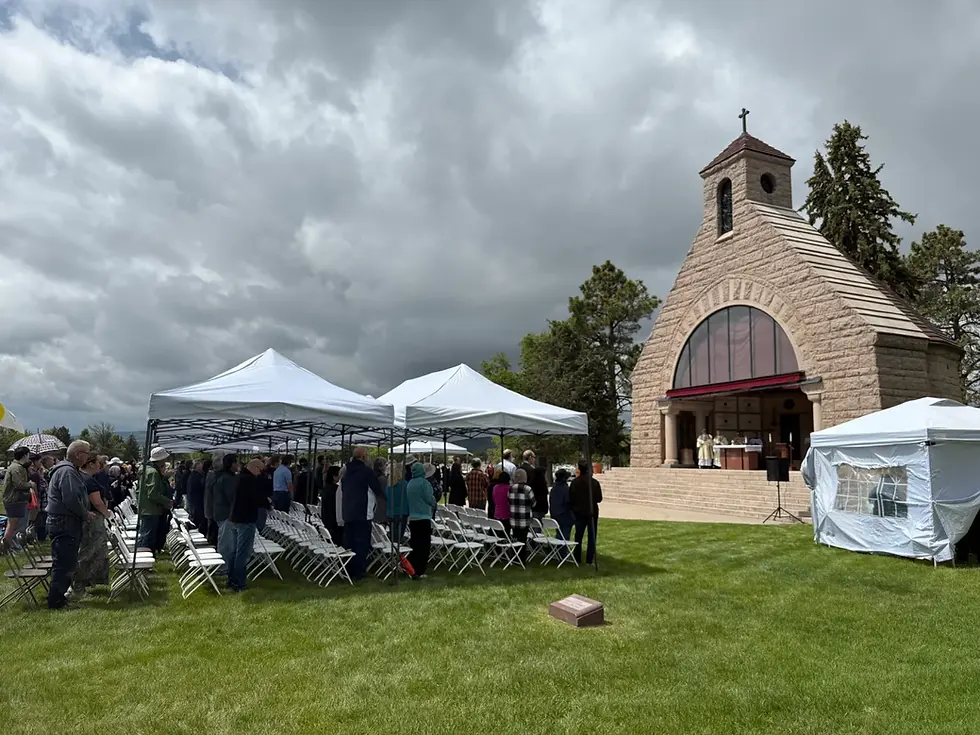 (Foto cortesía de los Servicios Funerarios y Cementerios Católicos de Colorado)