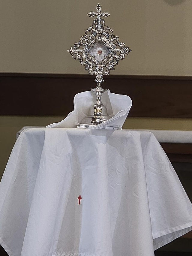 La reliquia del Beato Miguel Pro fue recibida en la Parroquia de la Santísima Trinidad en Westminste